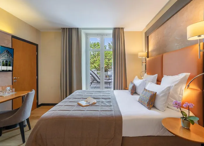 فندق إمبيريال بالاس 4*