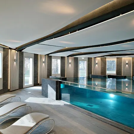 Hotell Imperial Palace 4*