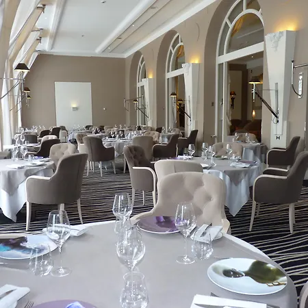 Imperial Palace Hotel 4*