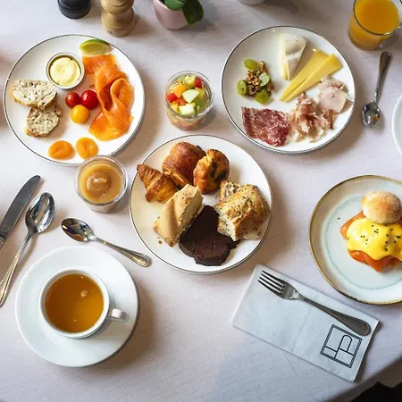 Imperial Palace Hotel