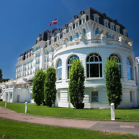 Hotel Imperial Palace