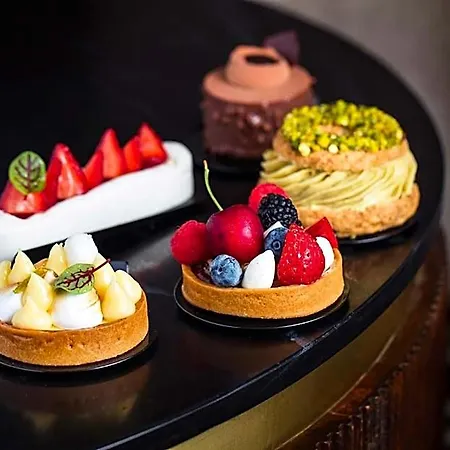 Imperial Palace 4*