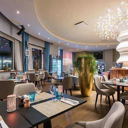 Imperial Palace Hotel